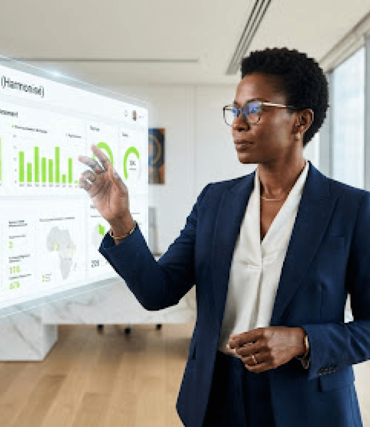Dirigeante pilotant les indicateurs PharmaExec